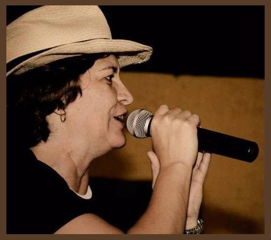 Suzi Martins
